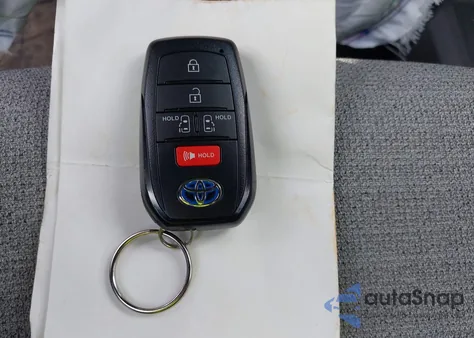 2024 Toyota Sienna Le из США, поврежденный, VIN 5TDKRKEC1RS186154